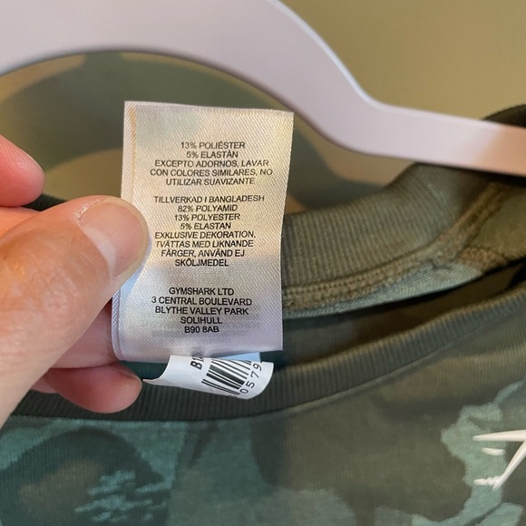 Women's Gym Shark Adapt Camo Seamless Long Sleeve Crop Top Medium - Picture 4 of 6